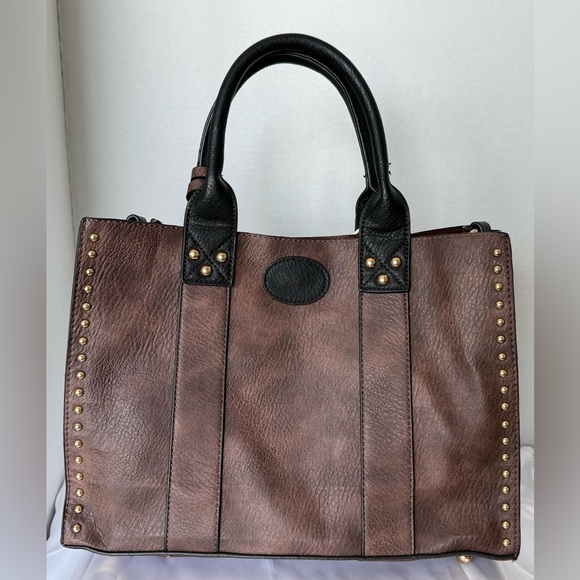 💵 Alyssa Vegan Leather Studded Tote 3 in 1 Brown Western NWT - Picture 16 of 16